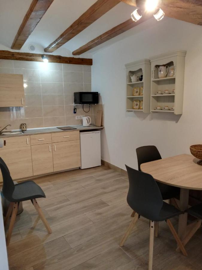 Centrally located two bed Apartment in El Perelló Exterior foto